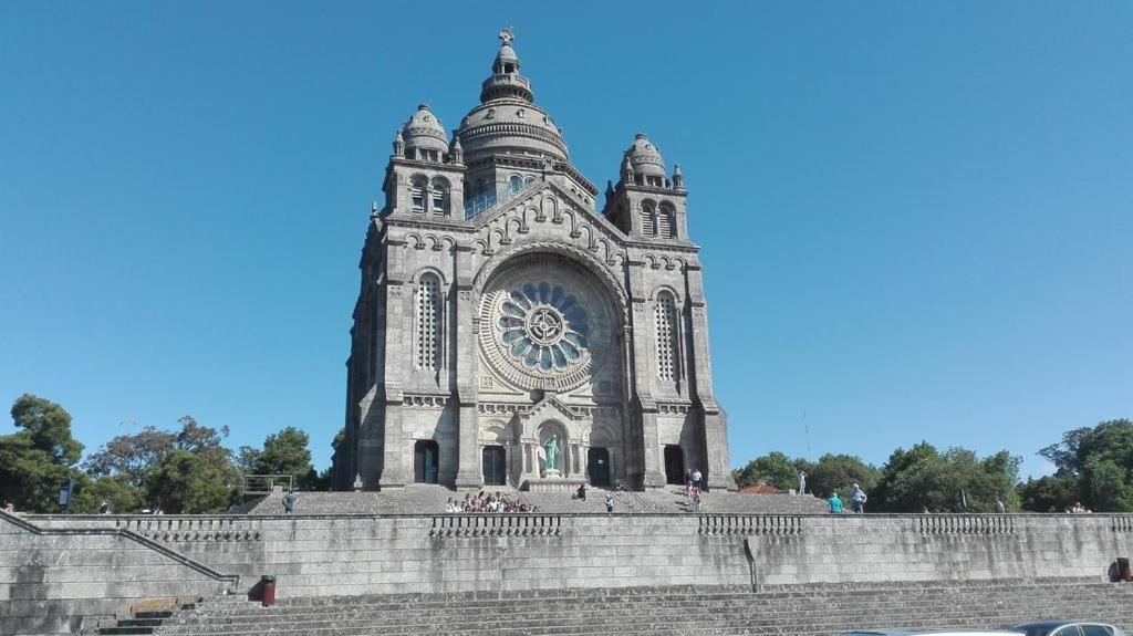 Viana E Amor Apartamento No Centro Historico فيانا دو كاستيلو المظهر الخارجي الصورة